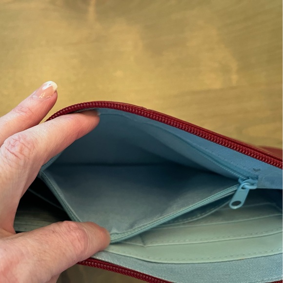 HOBO Brand Red Leather Wristlet - Picture 14 of 16